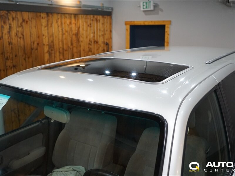 Used 1999 Toyota 4Runner SR5 AWD/4WD image 8