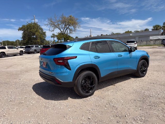 New 2026 Chevrolet Trax LT w/ Midnight Edition FWD image 12