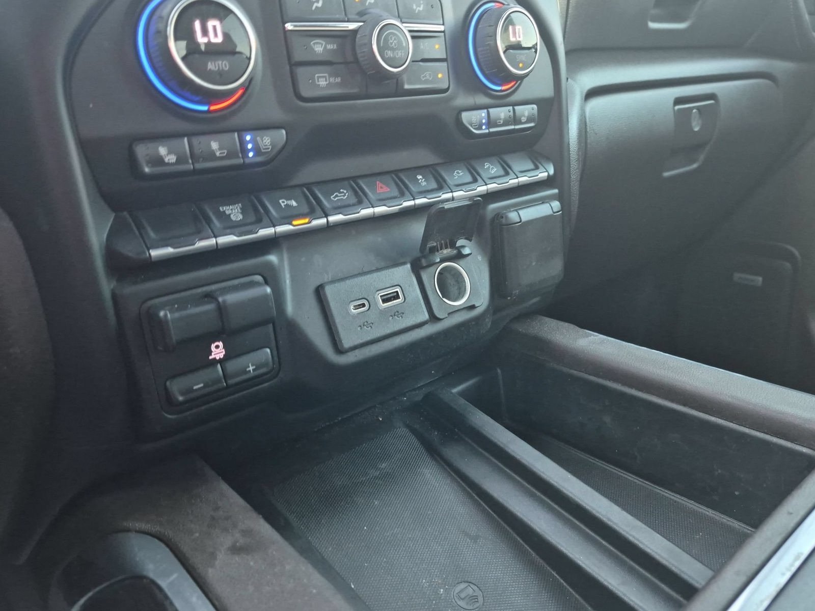 Used 2023 Chevrolet Silverado 2500 LTZ w/ LTZ Convenience Package AWD/4WD image 21