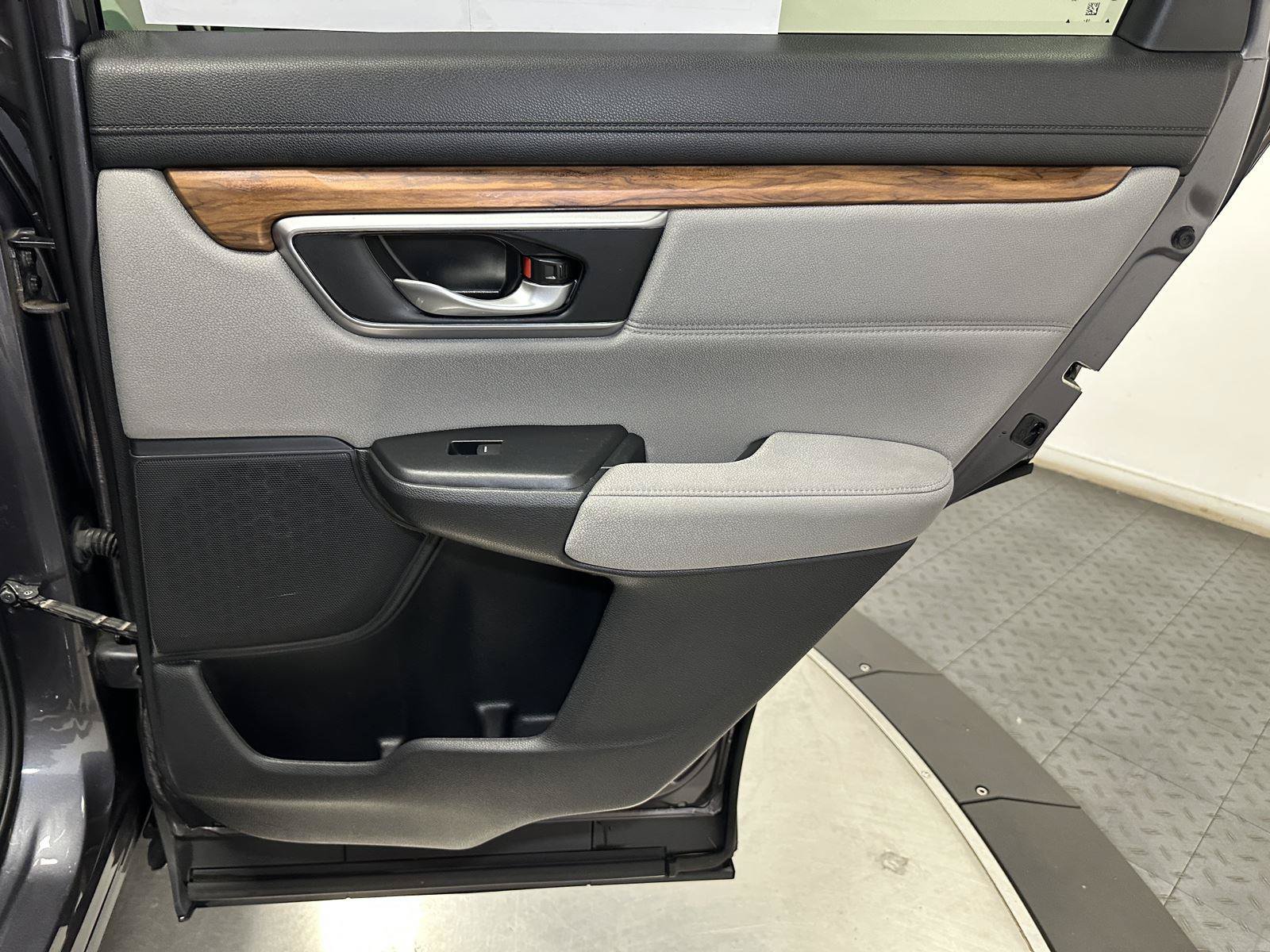 Used 2020 Honda CR-V EX image 33