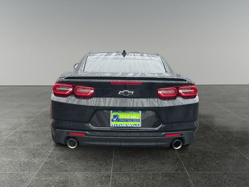 Used 2022 Chevrolet Camaro LT image 6