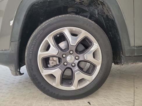 Used 2020 Jeep Compass Limited AWD/4WD image 10