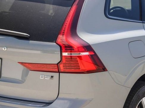 New 2025 Volvo XC60 B5 Core w/ Protection Package Premier image 10