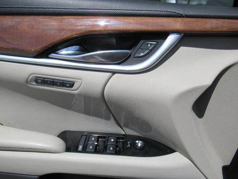 Used 2019 Cadillac XTS Luxury FWD image 20