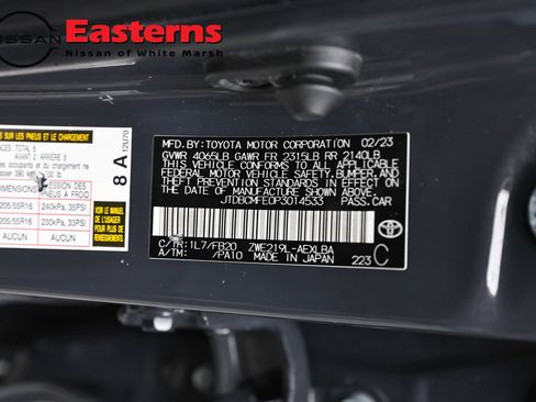 Used 2023 Toyota Corolla LE w/ Carpet Mat Package (TMS) FWD image 32