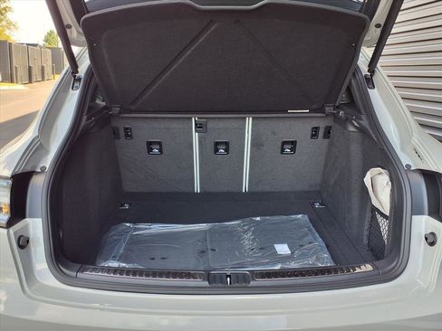 New 2025 Porsche Macan S image 26