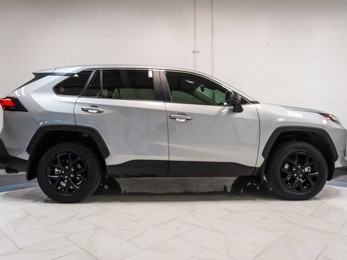 Used 2025 Toyota RAV4 LE FWD image 33