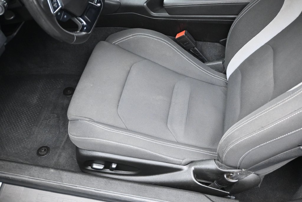 Used 2023 Chevrolet Camaro LT RWD image 13