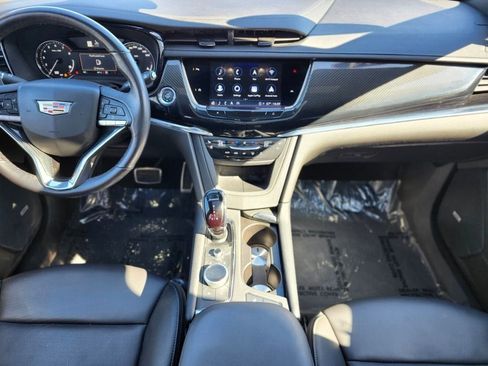 Used 2024 Cadillac XT6 Sport AWD/4WD image 12