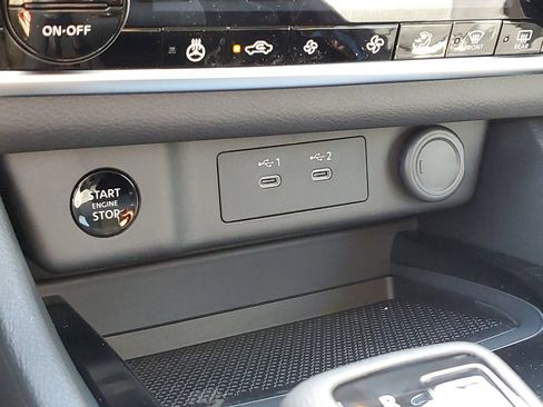 New 2026 Nissan Rogue SV w/ Cold Weather Package FWD image 32