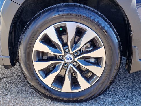 Certified 2025 Subaru Outback Touring image 9