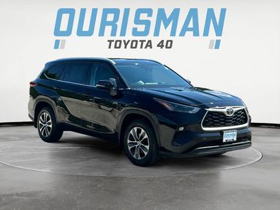 Used 2022 Toyota Highlander XLE