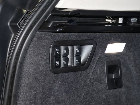 Used 2025 BMW X7 xDrive40i AWD/4WD image 35