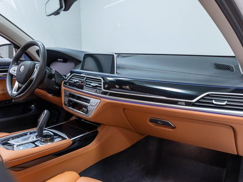 Used 2022 BMW ALPINA B7 xDrive AWD/4WD image 73