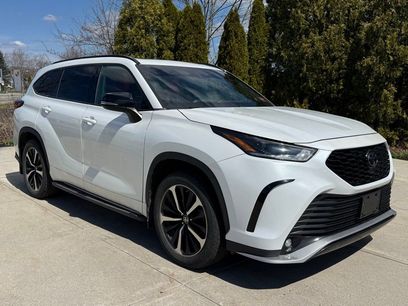 Used 2022 Toyota Highlander XSE