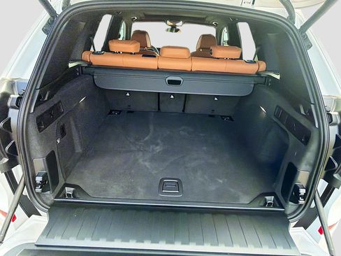 New 2026 BMW X5 xDrive40i w/ M Sport Package image 12