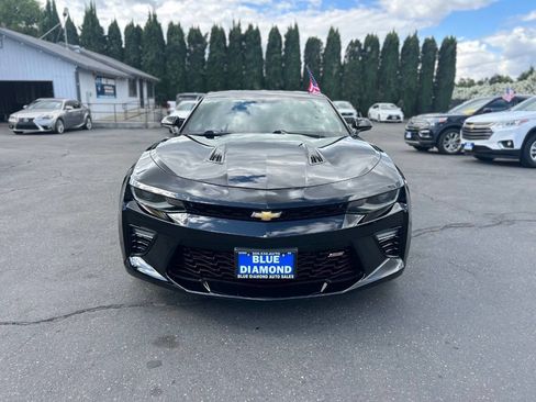 Used 2016 Chevrolet Camaro SS RWD image 2