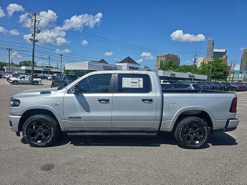 New 2026 RAM 1500 4x4 Crew Cab image 6