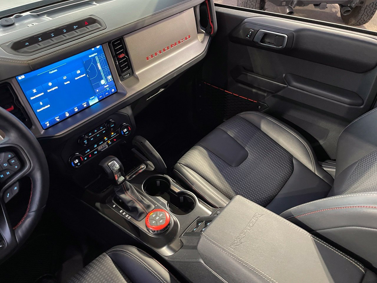 Used 2024 Ford Bronco Raptor AWD/4WD image 17