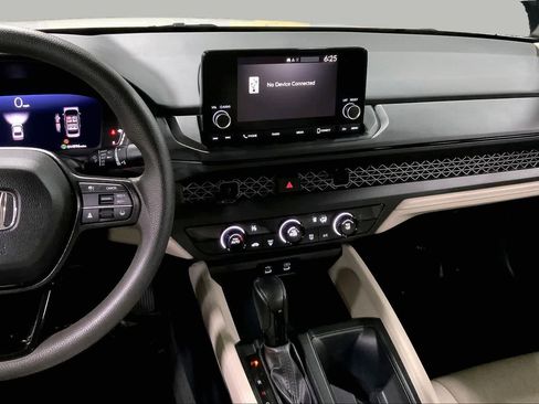 Used 2023 Honda Accord LX image 7