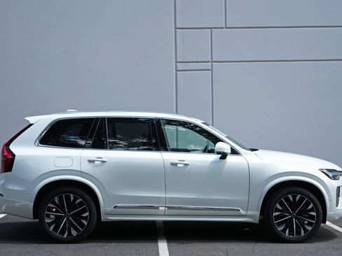 Used 2026 Volvo XC90 T8 Plus w/ Protection Package AWD/4WD image 57