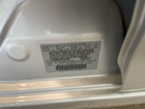 Used 2024 Nissan Versa SV image 26