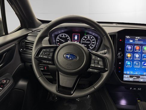 Used 2025 Subaru Forester Premium AWD/4WD image 12
