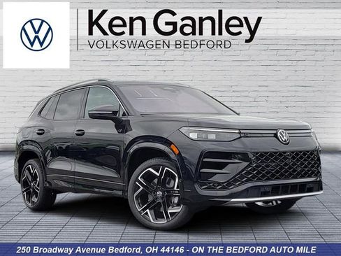 New 2026 Volkswagen Tiguan SEL R-Line AWD/4WD image 1
