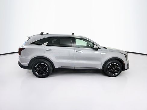 Used 2025 Kia Sorento S w/ Panoramic Sunroof Package FWD image 10