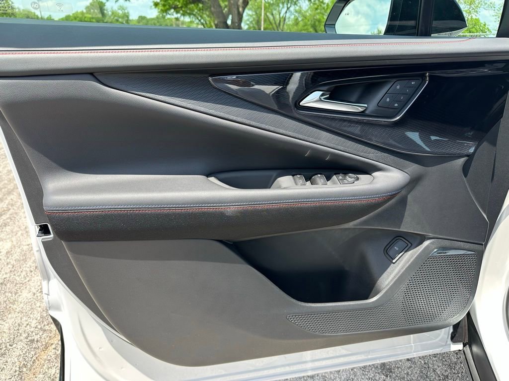 New 2025 Chevrolet Blazer EV RS RWD image 48