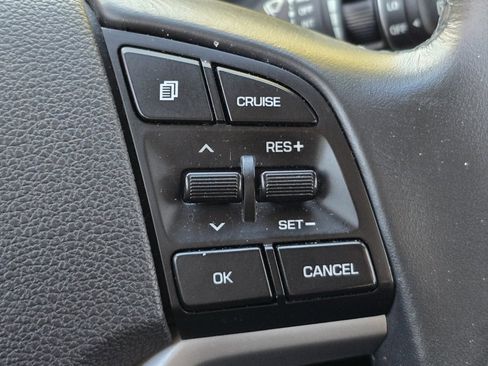 Used 2017 Hyundai Tucson Value AWD/4WD image 13