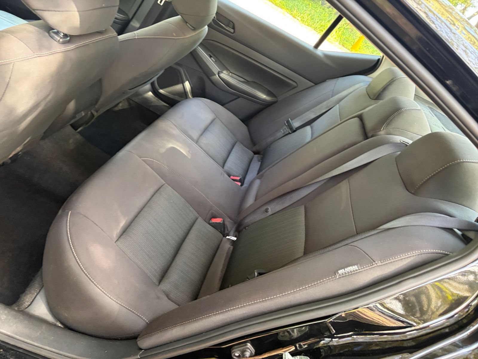 Used 2025 Nissan Altima 2.5 SV FWD image 38