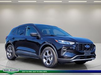 Used 2025 Ford Escape ST-Line FWD video 1