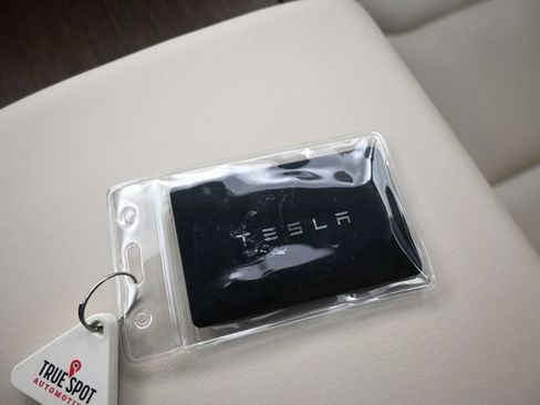 Used 2022 Tesla Model S AWD/4WD image 18
