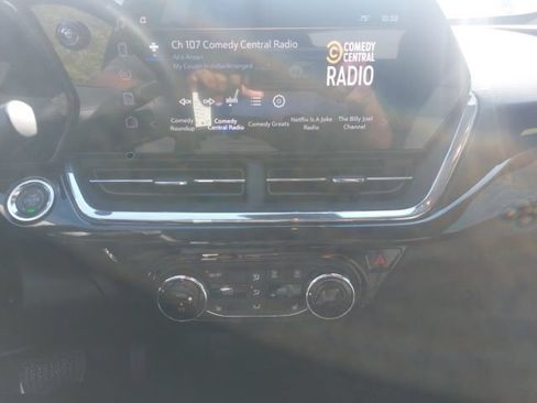 Used 2025 Chevrolet Trax ACTIV w/ Driver Confidence Package FWD image 10