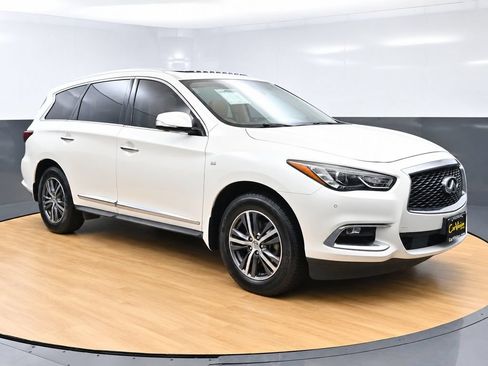 Used 2019 INFINITI QX60 Luxe w/ Essential Package FWD image 5