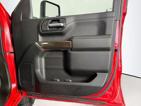 Used 2021 Chevrolet Silverado 1500 LT Trail Boss w/ Bed Protection Package AWD/4WD image 36