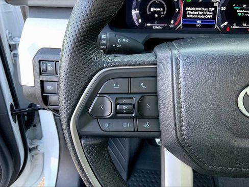 Used 2024 Toyota Tacoma TRD Sport image 22