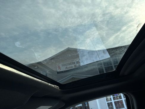 Used 2010 Ford F150 Harley-Davidson image 22