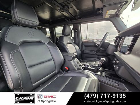 Used 2025 Ford Bronco Outer Banks AWD/4WD image 31