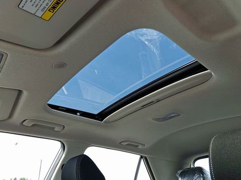 New 2026 Hyundai Venue SEL image 6