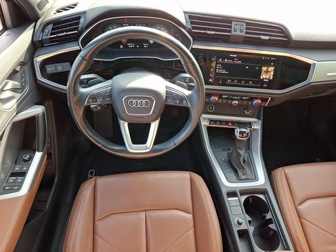 Used 2024 Audi Q3 2.0T Premium AWD/4WD image 11