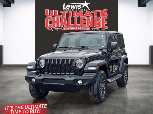 Used 2024 Jeep Wrangler Sport S image 1