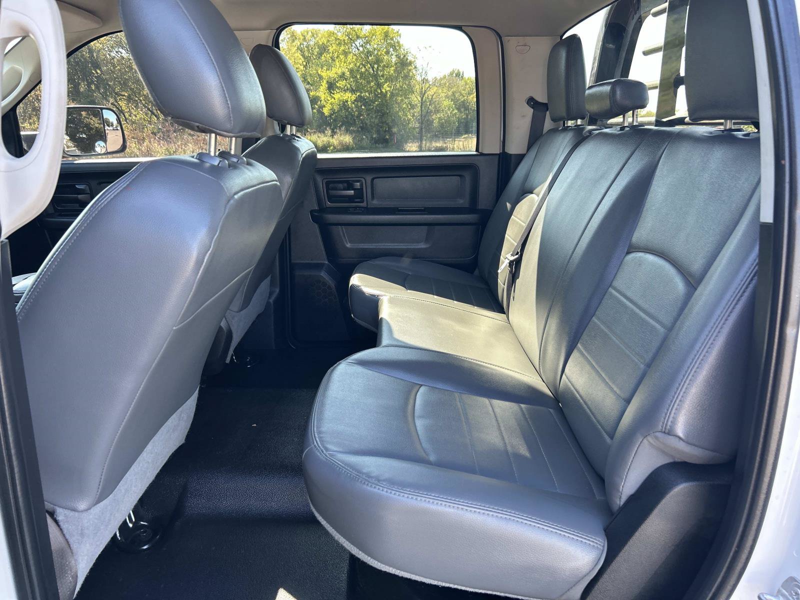 Used 2017 RAM 3500 Tradesman w/ Chrome Appearance Group AWD/4WD image 28