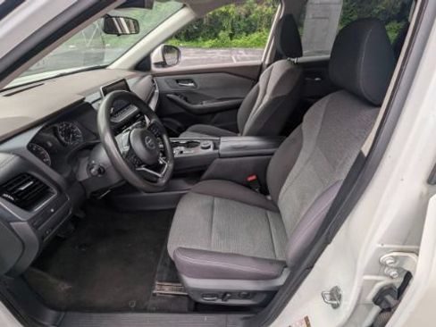 Used 2021 Nissan Rogue SV AWD/4WD image 16