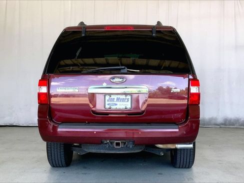 Used 2011 Ford Expedition XLT w/ Leather Seating Pkg RWD image 3