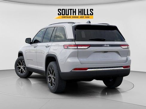 New 2025 Jeep Grand Cherokee Limited w/ Trailer Tow Package image 3