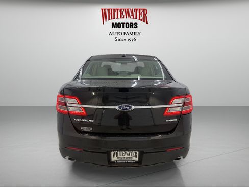 Used 2015 Ford Taurus SE FWD image 3