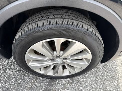 Certified 2019 Buick Encore Preferred AWD/4WD image 9