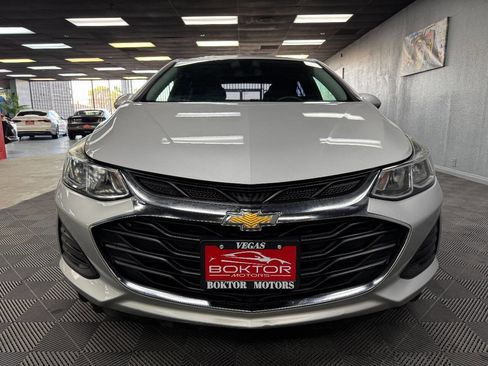Used 2019 Chevrolet Cruze LS w/ LS Convenience Package image 4